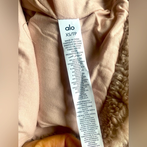 NWT Alo Yoga Oversized Sherpa Trench Teddy Coat - Pink - Picture 11 of 11